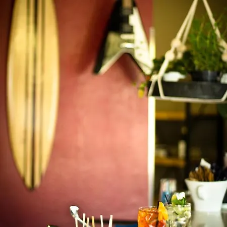 Piccolo Paradiso * אלבניה